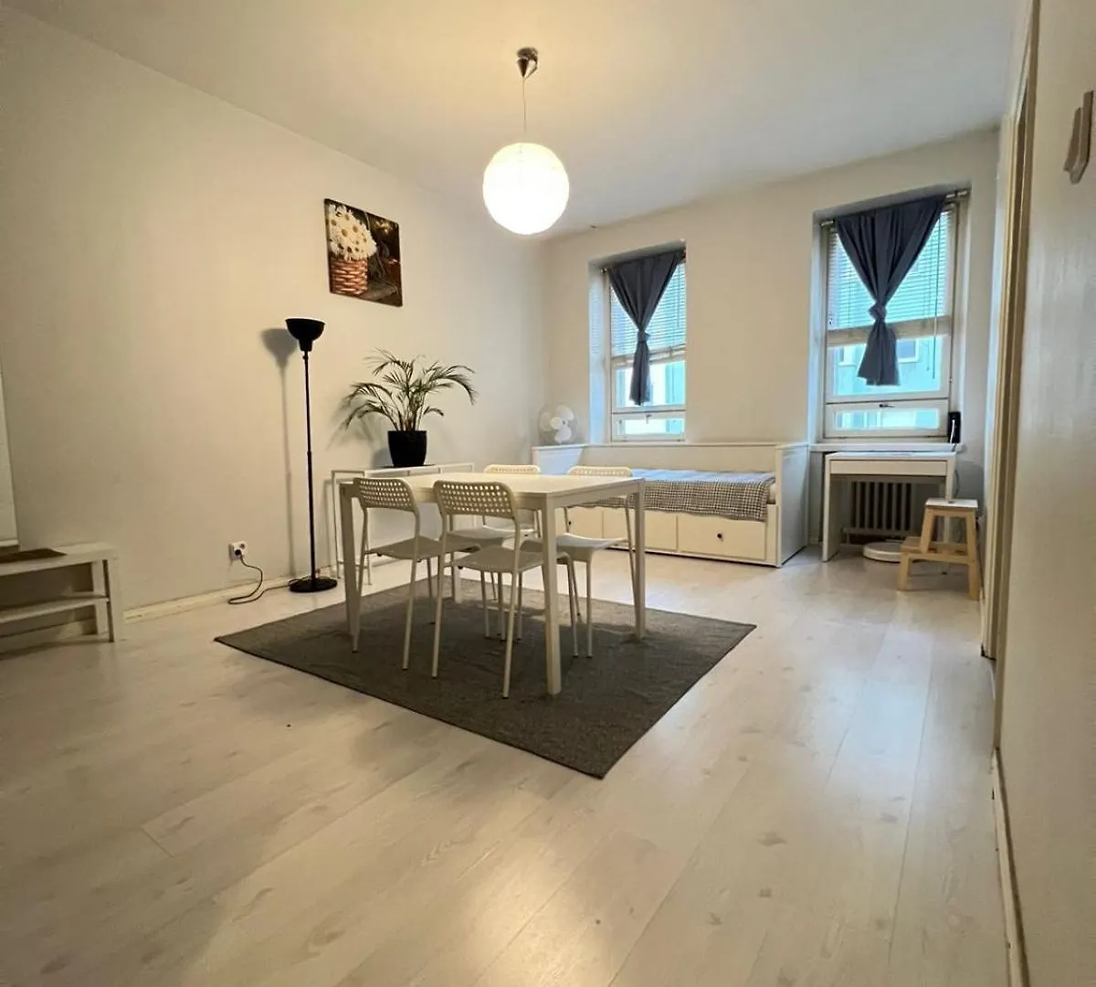 Apartment Moderni Siisti Studio Koti Jossa Modernit Kalusteet Helsinki