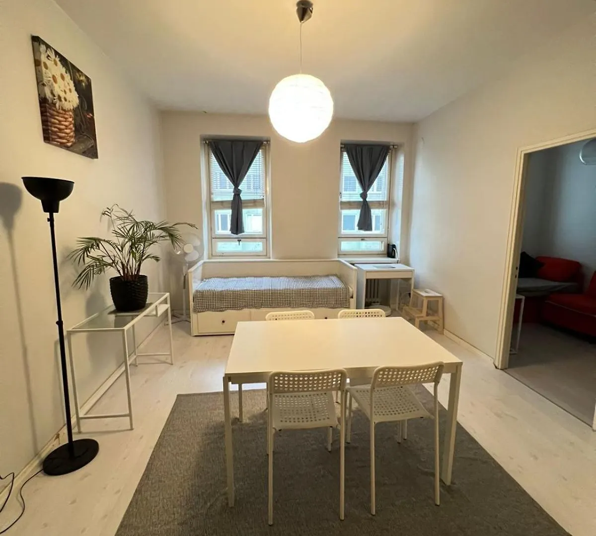 Moderni Siisti Studio Koti Jossa Modernit Kalusteet Helsinki 0*,  Finland
